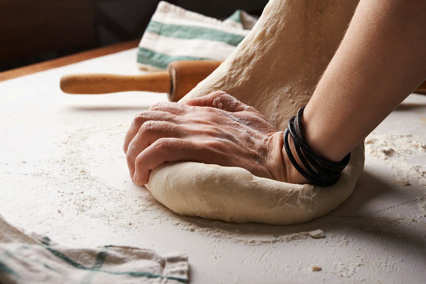 L'impasto lavorato a mano da Armonia
